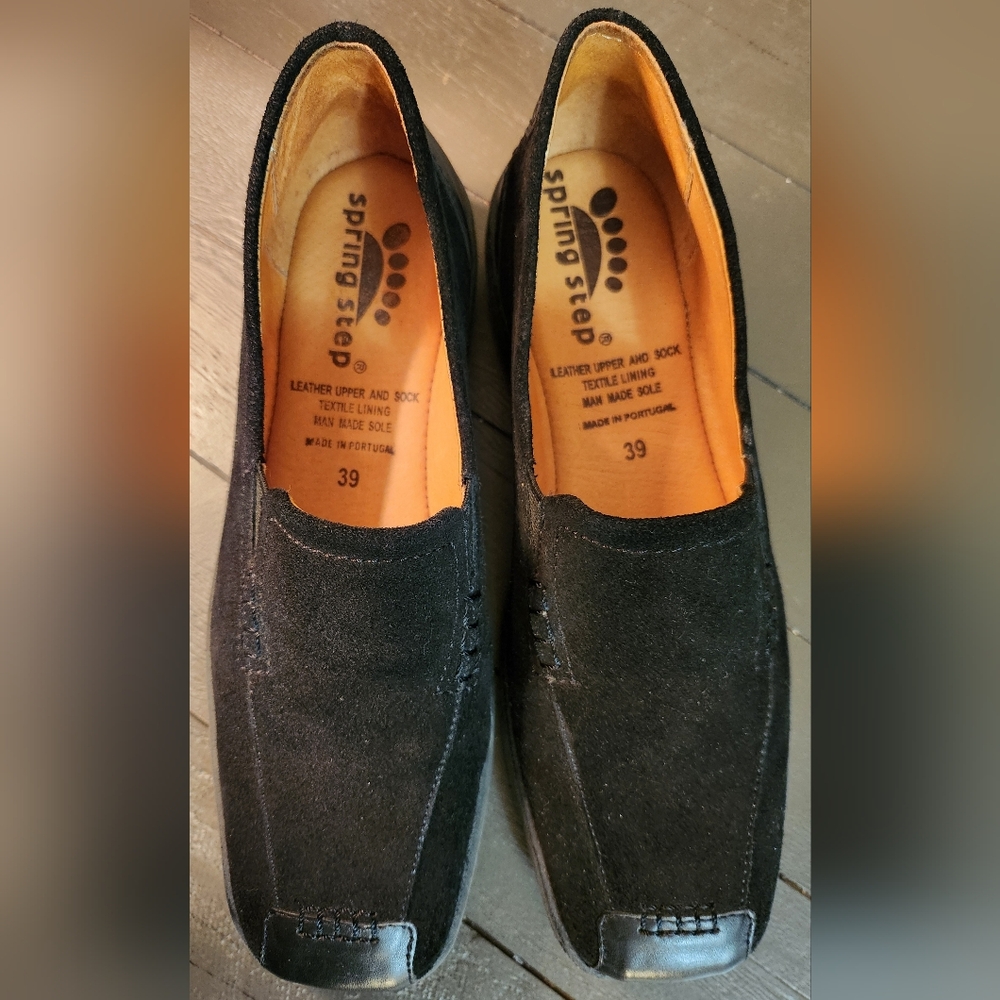 Spring Step Black Suede Flats - Picture 6 of 8